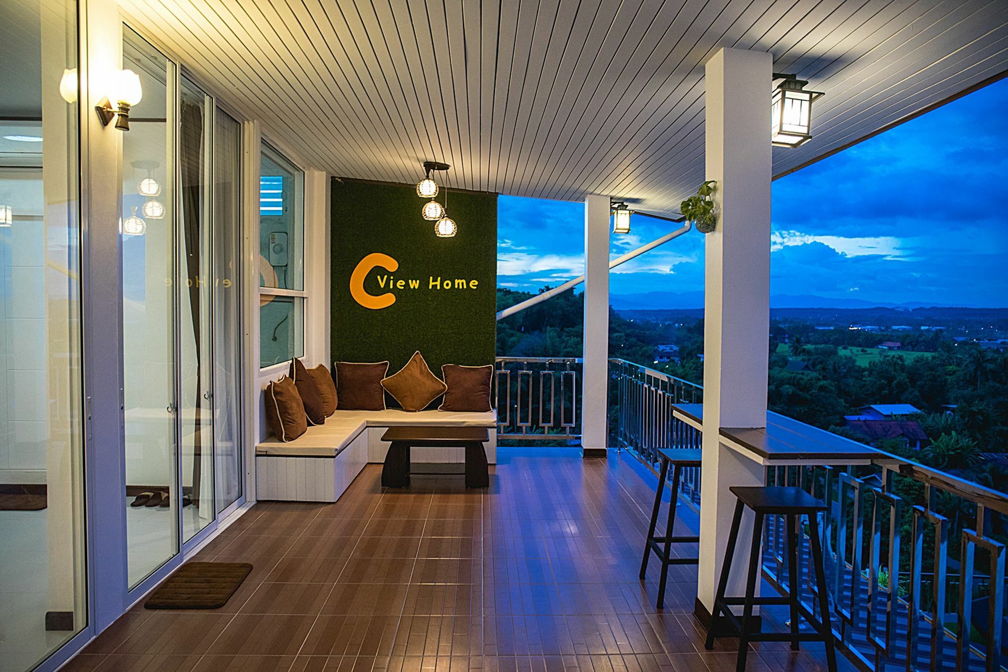 C View Home Pua Extérieur photo
